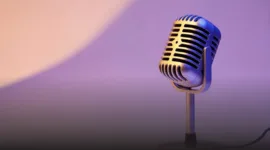 Cari inspirasi siaran? Temukan beragam ide materi talkshow radio yang kekinian untuk menarik pendengar Gen Z & Milenial. Tingkatkan rating radio Anda!