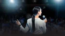 Keberhasilan komunikasi publik sangat bergantung pada persiapan visual dan auditif yang matang guna menciptakan kesan kompeten.